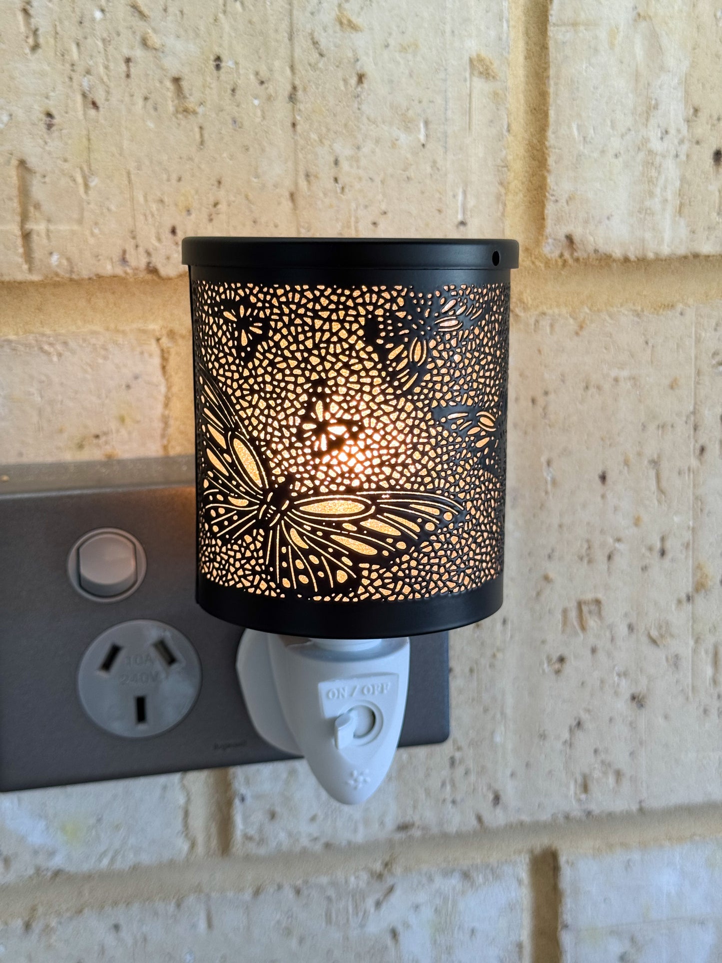 Mini Electric Wax Melter – Flameless Scent Warmer for Wax Melts & Oils